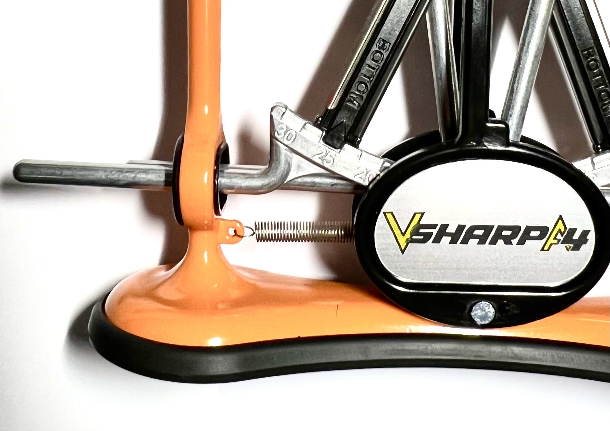 Ostřič nožov Warthog V-Sharp A4 Orange